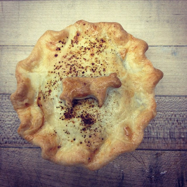 Beef Chili Cheddar Pies - 4-pk
